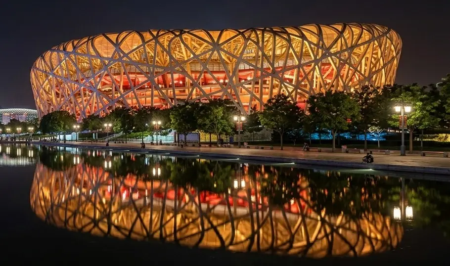 Imagen editada del Nido de Pájaro en el Parque Olímpico de Pekín